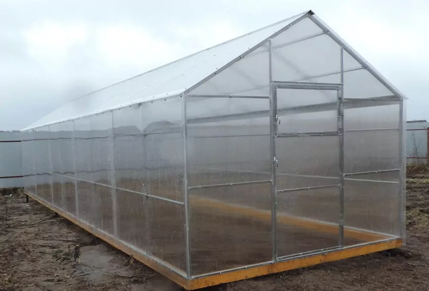 теплица зимой