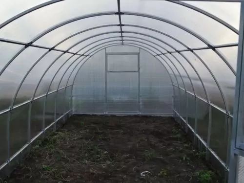 теплицы не дорого