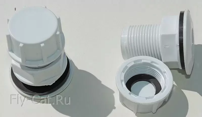 Отвод из бака фото 2