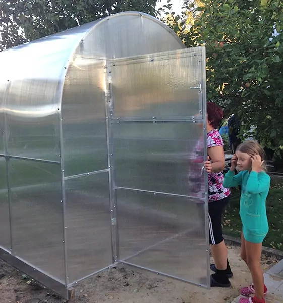 поликарбонат в теплицу